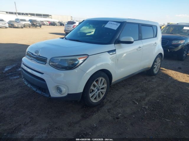 Kia Soul + Image 9
