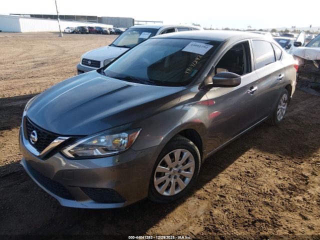 Nissan Sentra S Image 2