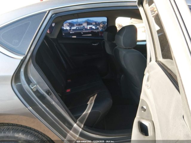 Nissan Sentra S Image 10