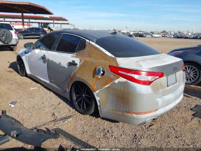 Kia Optima Lx Image 9