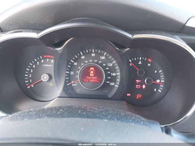 Kia Optima Lx Image 10