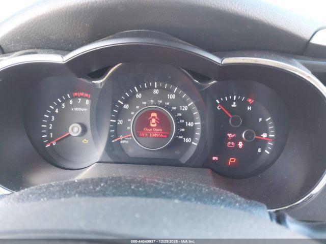 Kia Optima Lx Image 10