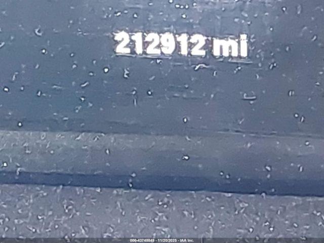 Ram 3500 Laramie Image 17