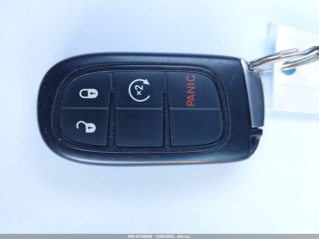 Ram 3500 Laramie Image 4