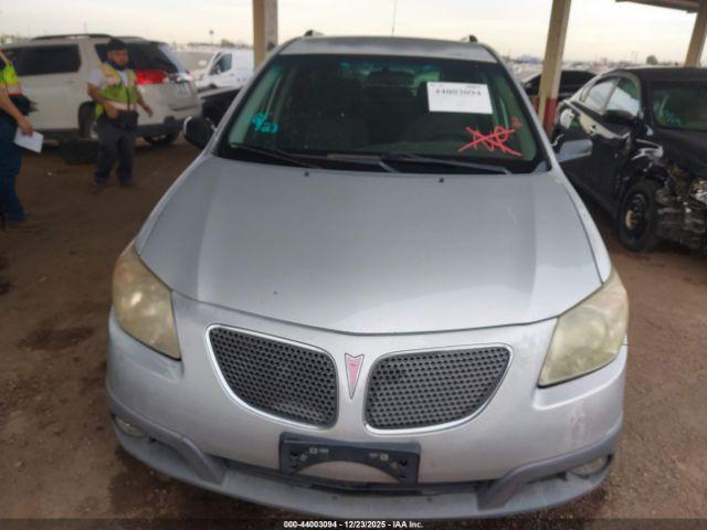 Pontiac Vibe Image 5