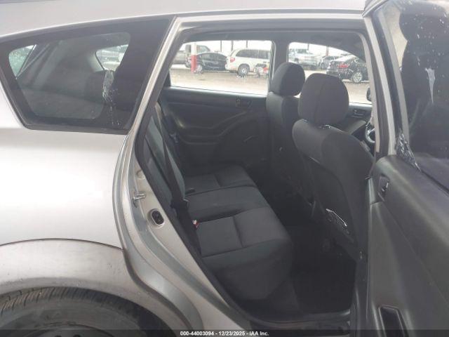 Pontiac Vibe Image 9