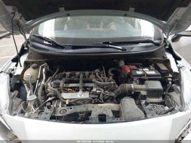 Nissan Versa Sv Xtronic Cvt Image 10