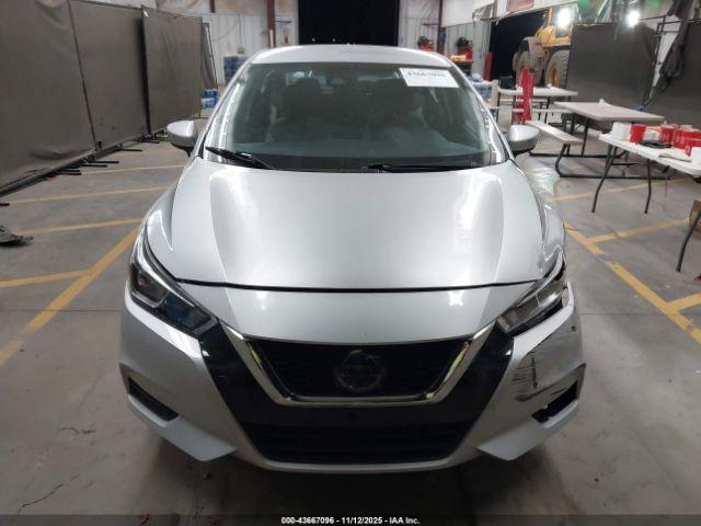 Nissan Versa Sv Xtronic Cvt Image 11