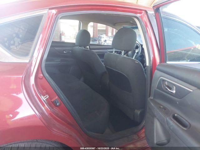 Nissan Altima 2.5 S Image 4