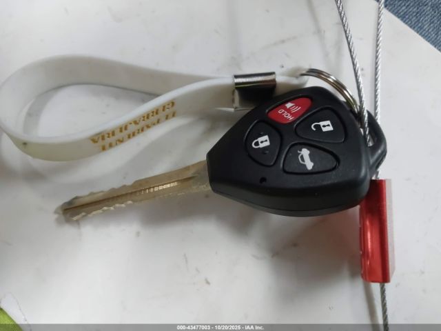 Toyota Corolla S Image 14