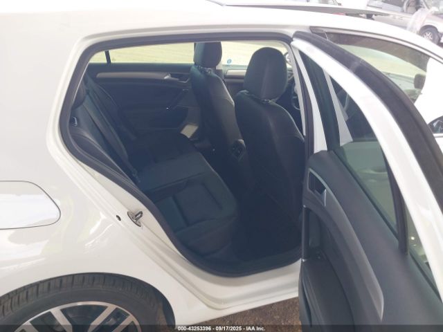 Volkswagen Golf Tsi Se 4-door Image 7