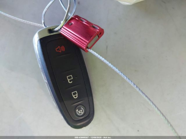 Ford Explorer Limited Image 15