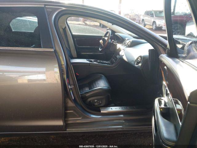 Jaguar XJ Xjl Portfolio Image 5