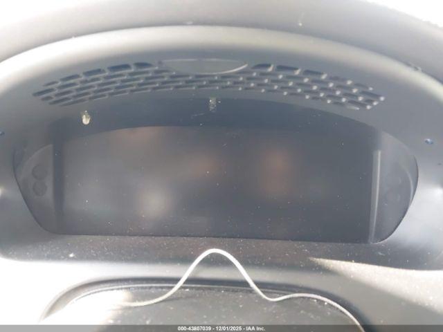 Jaguar XJ Xjl Portfolio Image 2