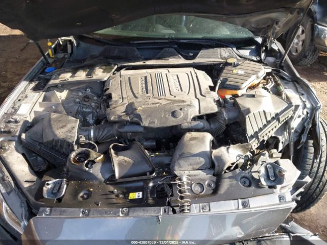 Jaguar XJ Xjl Portfolio Image 15