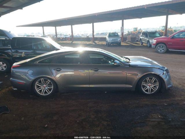 Jaguar XJ Xjl Portfolio Image 11