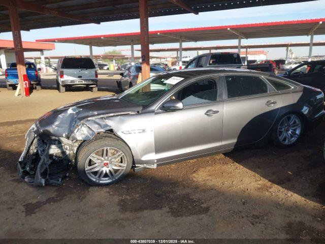 Jaguar XJ Xjl Portfolio Image 17