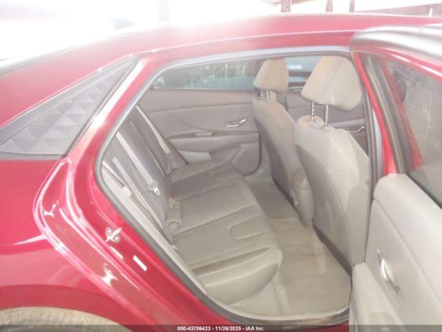 Hyundai ELANTRA Sel Image 7