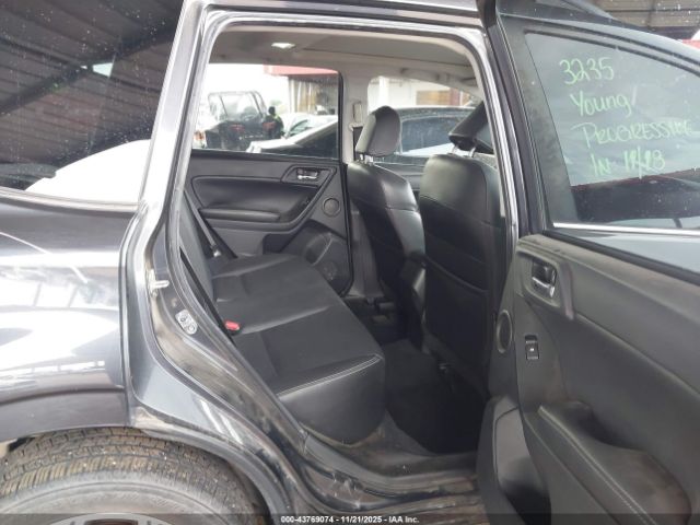 Subaru Forester 2.0xt Touring Image 3