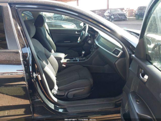 Kia Optima Lx Image 5