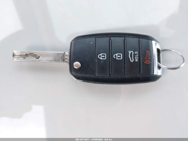 Kia Optima Lx Image 14