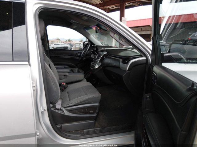 GMC Yukon Sle Image 5