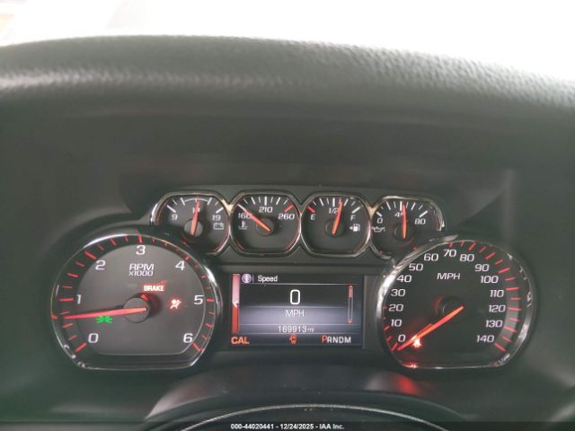 GMC Yukon Sle Image 6