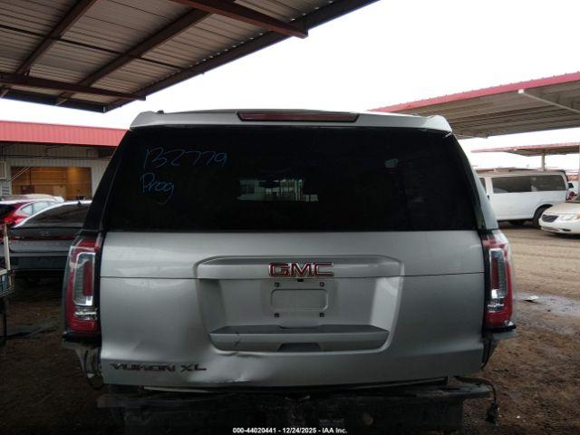 GMC Yukon Sle Image 17
