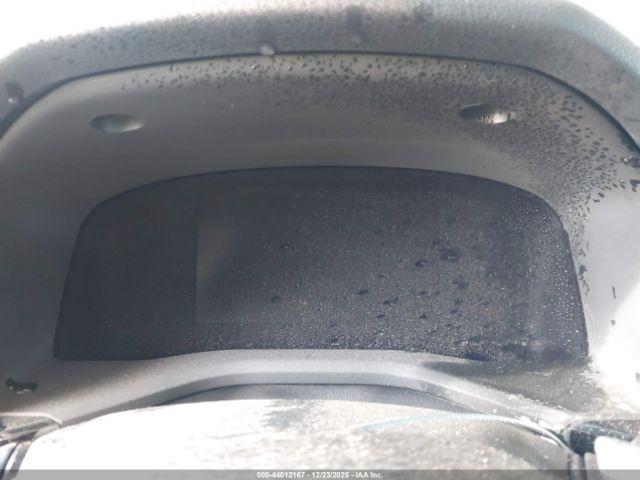 Toyota Camry Se Image 13