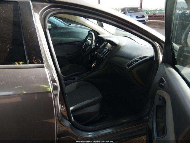 Ford Focus S Image 10