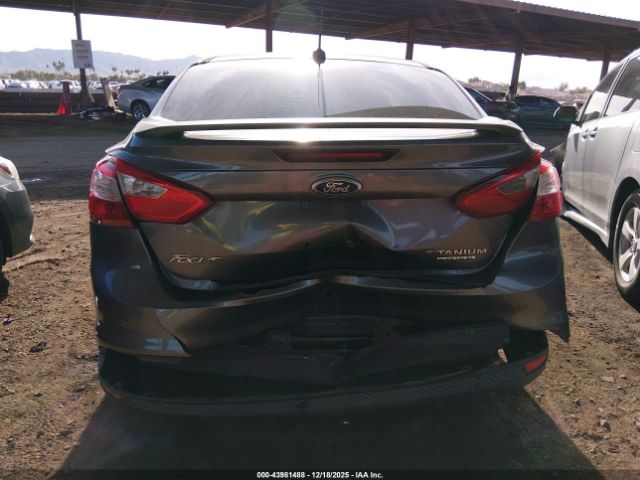 Ford Focus S Image 8