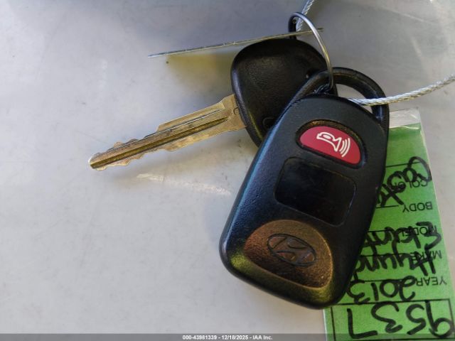 Hyundai ELANTRA Gls Image 17