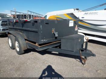  Salvage A 10ft Travel Trailer