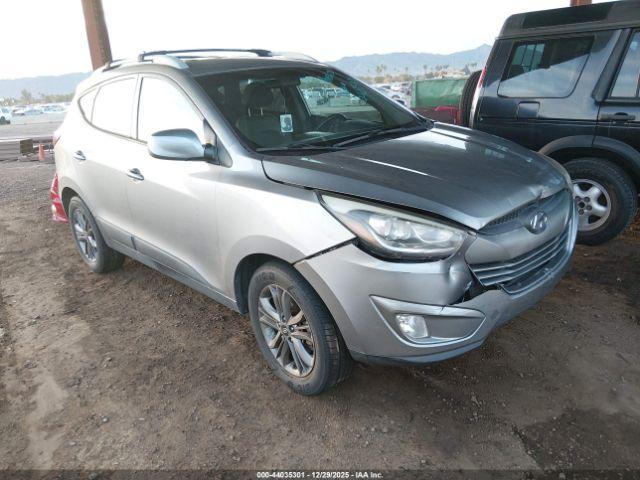  Salvage Hyundai TUCSON