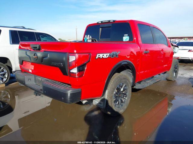 Nissan Titan Pro-4x 4x4 Image 13