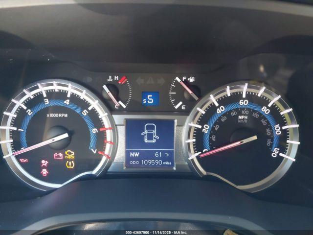 Toyota 4Runner Sr5 Image 3