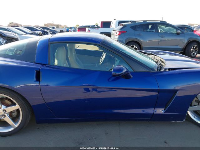 Chevrolet Corvette Image 12