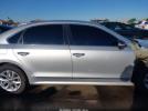 Volkswagen Passat 1.8t S Image 6