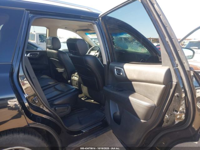 Nissan Pathfinder Image 7