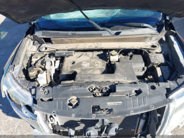 Nissan Pathfinder Image 9