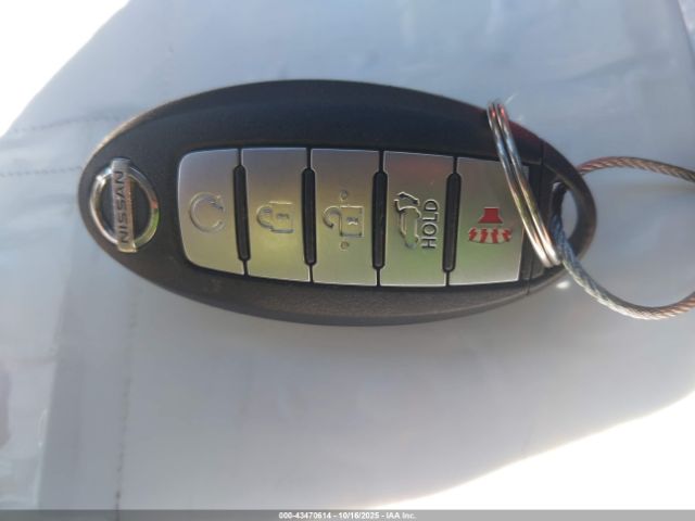 Nissan Pathfinder Image 11