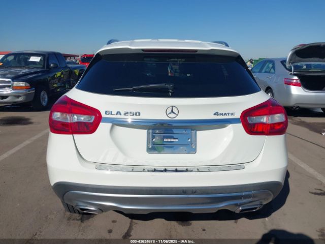 Mercedes-Benz GLA 4matic Image 5