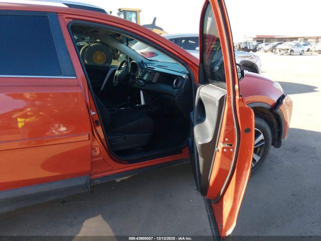 Toyota RAV4 Xle Image 5