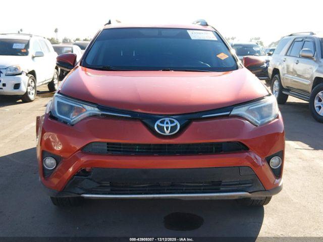 Toyota RAV4 Xle Image 10