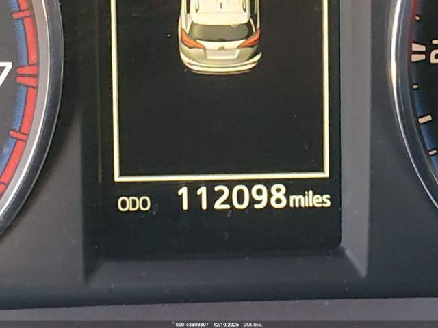 Toyota RAV4 Xle Image 12