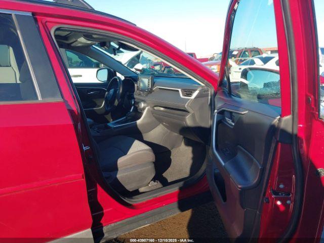 Toyota RAV4 Xle Image 17