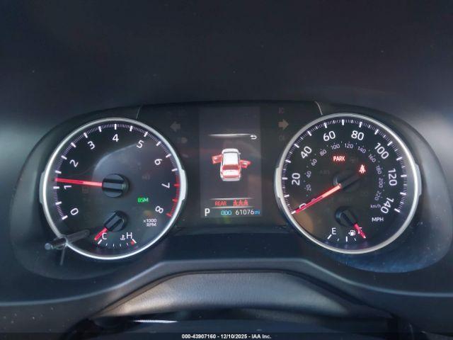 Toyota RAV4 Xle Image 7