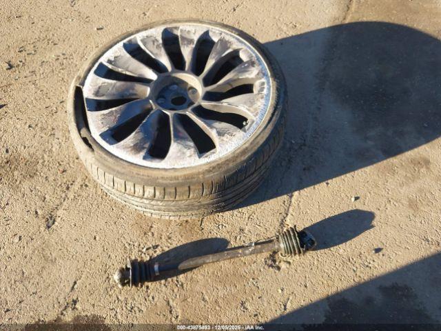 Tesla Model Y Performance Dual Motor All-wheel Drive Image 10