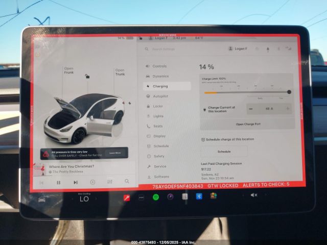Tesla Model Y Performance Dual Motor All-wheel Drive Image 13
