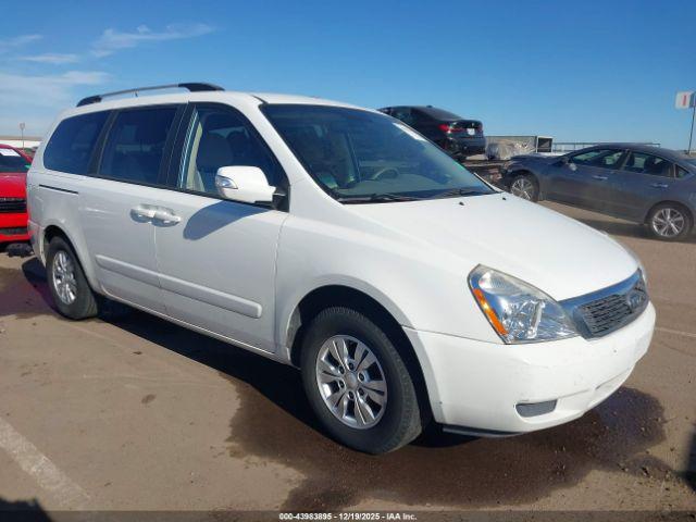  Salvage Kia Sedona